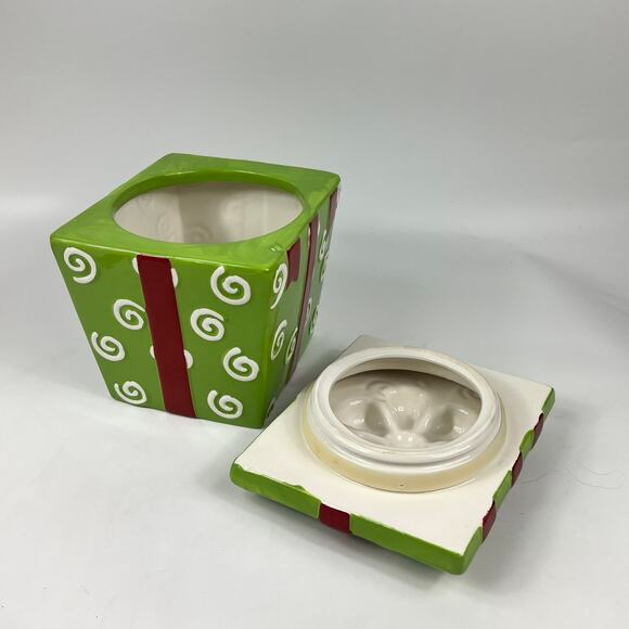 Ceramic Gift Box Canister Christmas Present Cookie Jar Green Red Ribbon Ceramic - Picture 14 of 16